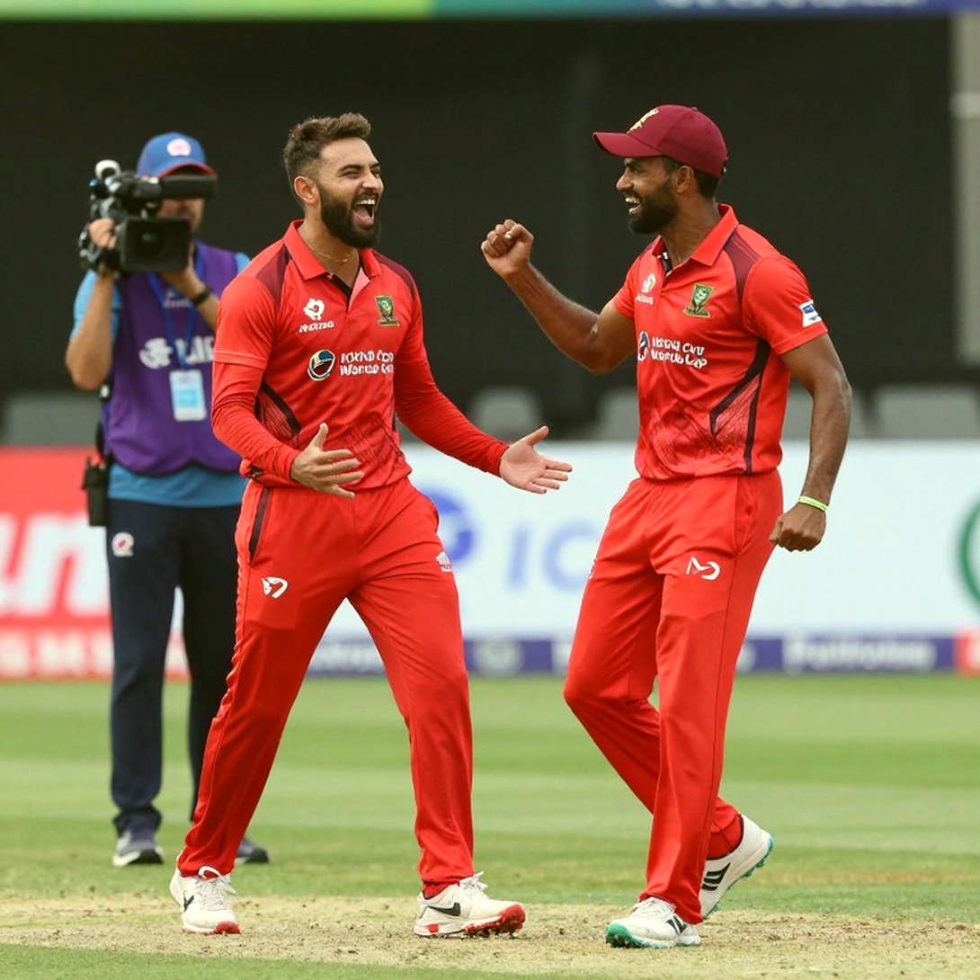 गर्दन का दर्द, चेहरे की शिकन और चयन की उलझन: स्मिथ की मैच-पूर्व शाम